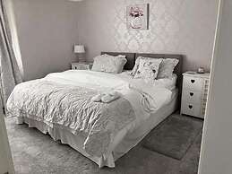 Golf Paradise,restaurants,bars,beach ,shops,walks