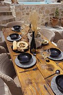 Stone Villa in Episkopi