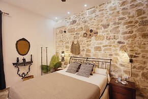 Stone Villa in Episkopi