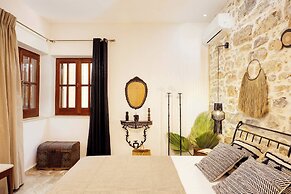 Stone Villa in Episkopi