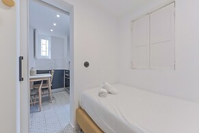 Alfama Design W Terrace by Homing