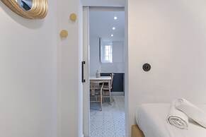 Alfama Design W Terrace by Homing