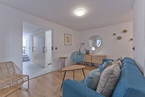 Alfama Design W Terrace by Homing