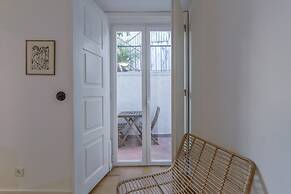 Alfama Design W Terrace by Homing