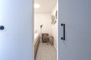 Alfama Design W Terrace by Homing