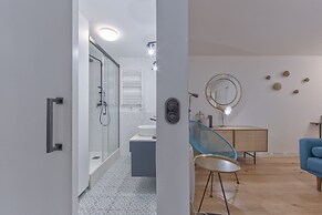 Alfama Design W Terrace by Homing