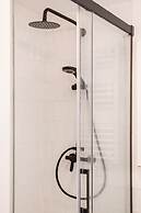 Alfama Design W Terrace by Homing