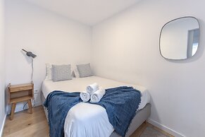 Alfama Design W Terrace by Homing