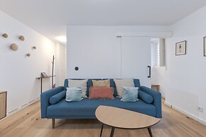 Alfama Design W Terrace by Homing