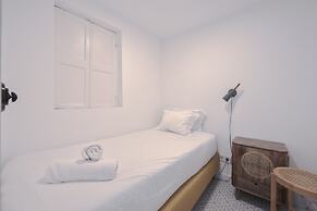 Alfama Design W Terrace by Homing