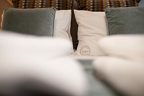 Downtown Prime by Homing