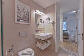 Downtown Prime by Homing