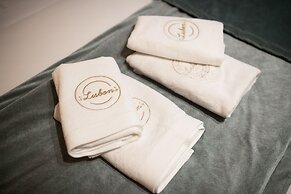 Downtown Prime by Homing