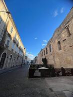 Unique house Nepot in the center