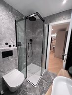 Unique house Nepot in the center