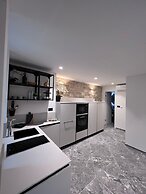 Unique house Nepot in the center