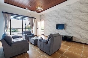 The Serene Shores - Luxury Private Villa