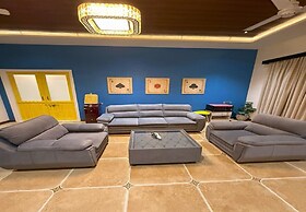 The Serene Shores - Luxury Private Villa
