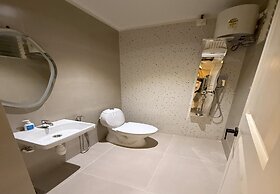 The Serene Shores - Luxury Private Villa