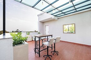 The Serene Shores - Luxury Private Villa