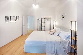 HB apartments B.I.G.