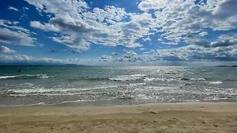 Artemida Beachside Escape w BBQ Parking