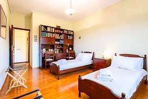 Artemida Beachside Escape w BBQ Parking