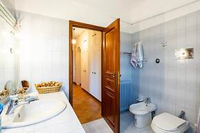 Artemida Beachside Escape w BBQ Parking