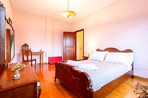 Artemida Beachside Escape w BBQ Parking