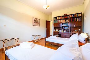 Artemida Beachside Escape w BBQ Parking