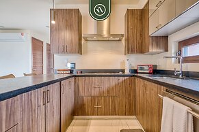 The Canuva Lux 204 in Cruz de Huanacaxtle