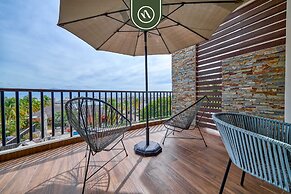 The Canuva Lux 204 in Cruz de Huanacaxtle