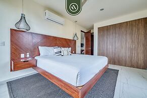 The Canuva Lux 204 in Cruz de Huanacaxtle