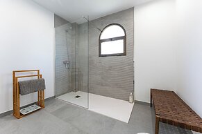 CT 262 - Flamingo Views