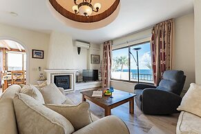 CT 262 - Flamingo Views