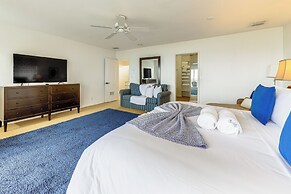 Oceanfront Retreat w/ Pool in Fort Lauderdale!