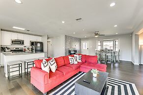 Outdoor Patio Oasis: Group Getaway in Tempe