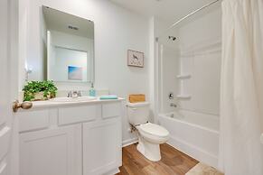 Home Near Flagler Beach, Daytona, Parks & More!