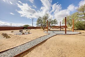 Home w/ Hot Tub ~ 8 Mi to Joshua Tree Natl Park!