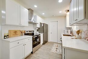 Home w/ Hot Tub ~ 8 Mi to Joshua Tree Natl Park!