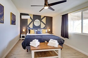 Home w/ Hot Tub ~ 8 Mi to Joshua Tree Natl Park!