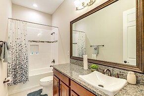 Canal-front Home w/ Pool & Hot Tub in Apollo Beach