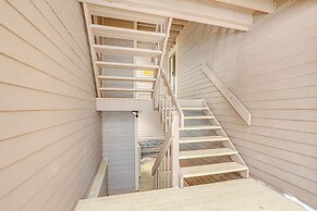 Wintergreen Resort Condo: Deck & Golf Course Views