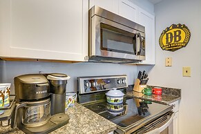 Wintergreen Resort Condo: Deck & Golf Course Views