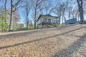 1/4 Mi to Emerald Bay: Waterfront Bullard Home