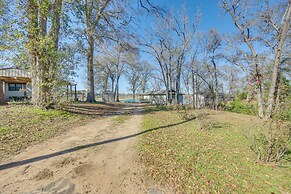 1/4 Mi to Emerald Bay: Waterfront Bullard Home