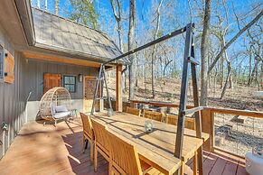 Fire Pit, Deck & Grill: Charming Rusk Cabin!