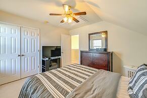 3 Mi to Concord Mills: Inviting Home w/ Fire Pit!