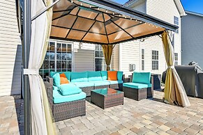3 Mi to Concord Mills: Inviting Home w/ Fire Pit!