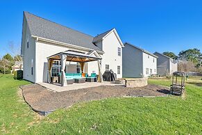 6 Mi to Charlotte Motor Speedway: Home w/ Fire Pit